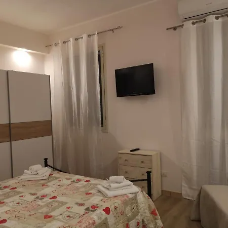 Xenia Apartment *