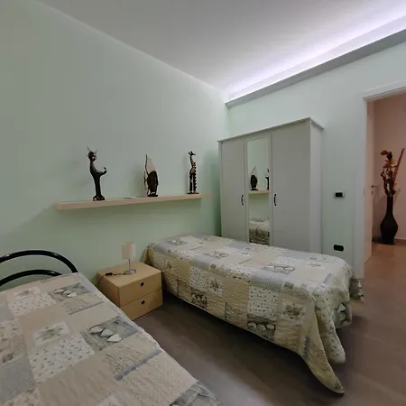 Xenia Apartment *